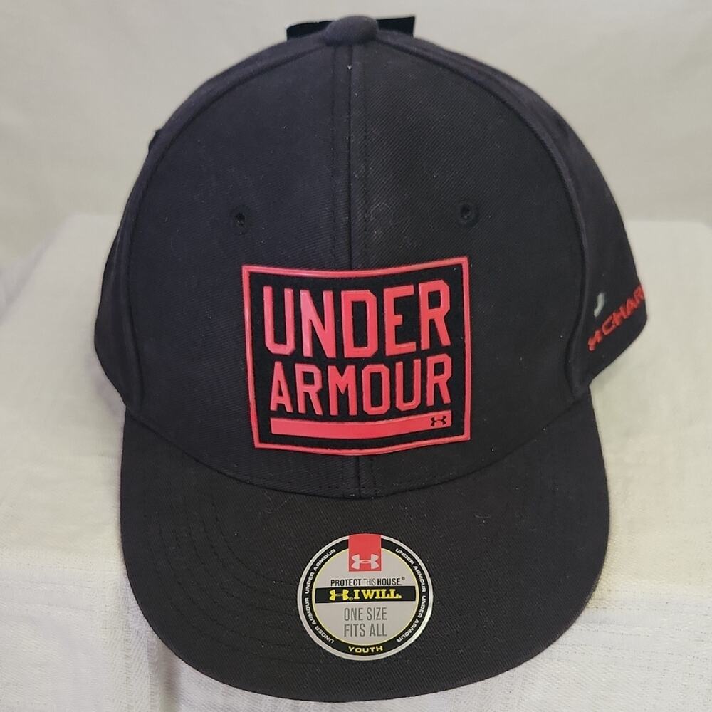 NWT Under Armour Youth Cap